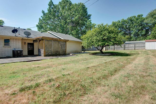 3451 E Carol Drive, Springfield, MO 65809