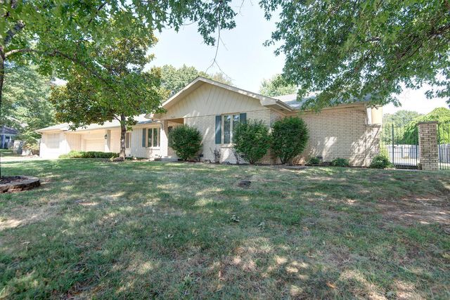 3451 E Carol Drive, Springfield, MO 65809