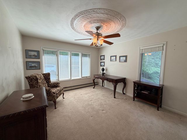 1051 Windfield LN, Wirtz, VA 24184