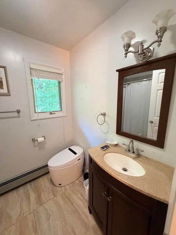 1051 Windfield LN, Wirtz, VA 24184