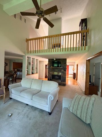 1051 Windfield LN, Wirtz, VA 24184
