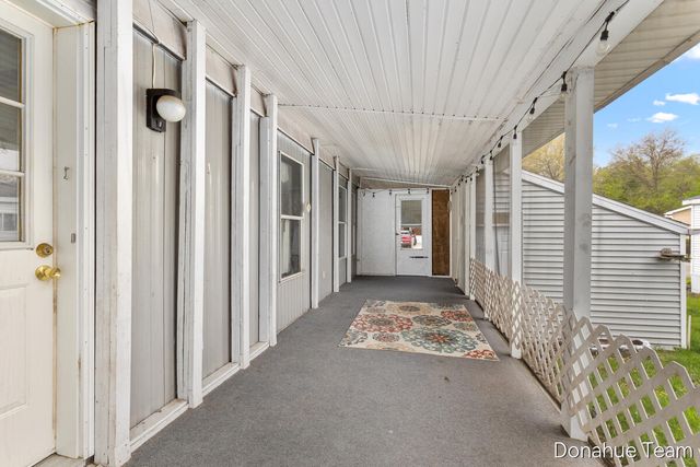 1730 Fay Street SE, Lowell, MI 49331