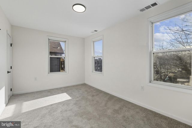 507 WASHBURN AVE, Baltimore, MD 21225