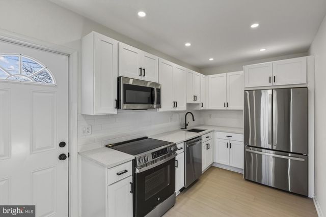 507 WASHBURN AVE, Baltimore, MD 21225