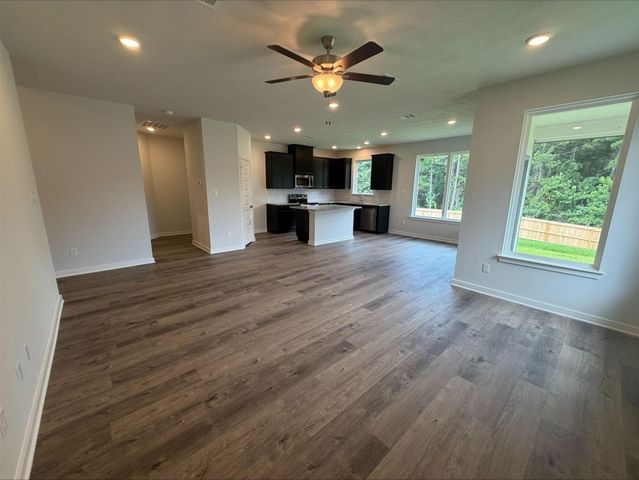 197 New Dawn Trail, Huntsville, TX 77320