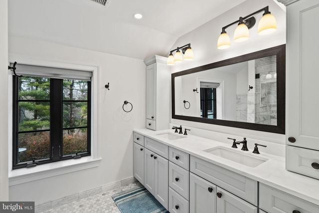 311 QUARRY LN, Haverford, PA 19041