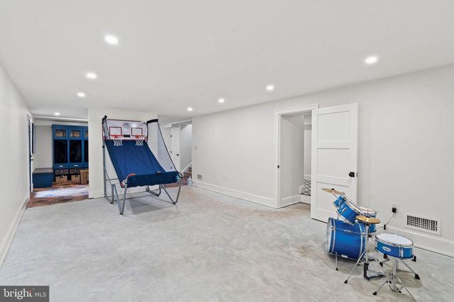 311 QUARRY LN, Haverford, PA 19041