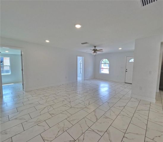 1004 S EMPIRE STREET, Plant City, FL 33563