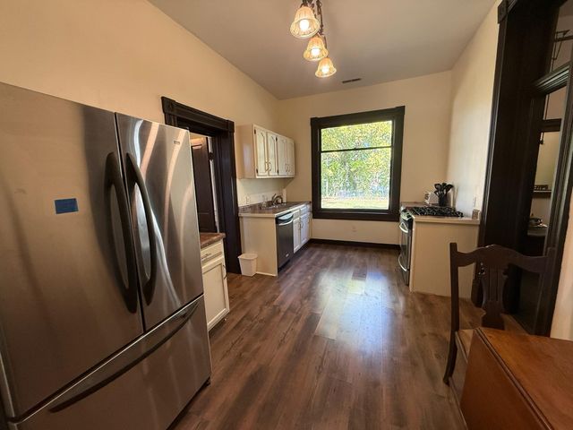 135 S 8th Street, Mammoth Spring, AR 72554