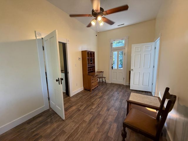 135 S 8th Street, Mammoth Spring, AR 72554