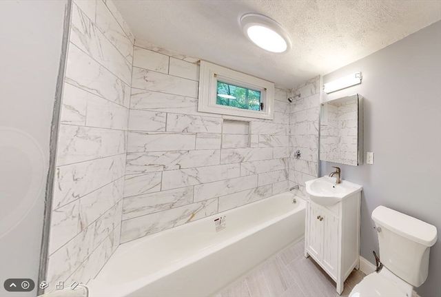 207 Boston Ave B, Medford, MA 02155