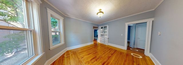 207 Boston Ave B, Medford, MA 02155