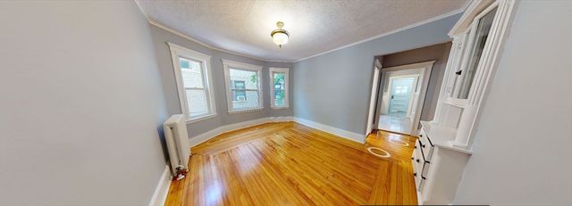 207 Boston Ave B, Medford, MA 02155