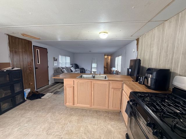 5141 Pebble Lane, Loves Park, IL 61111