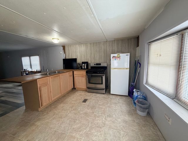 5141 Pebble Lane, Loves Park, IL 61111