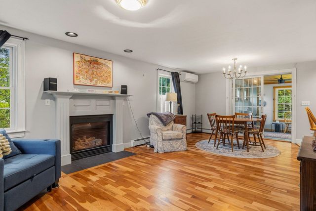 14 Viola Circle, Seabrook, NH 03874