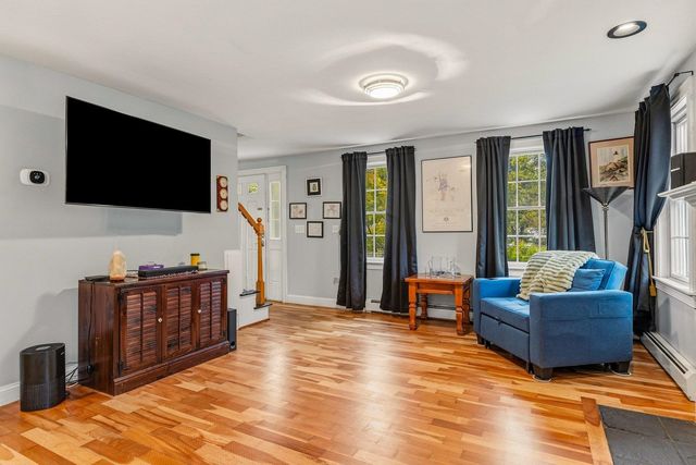 14 Viola Circle, Seabrook, NH 03874