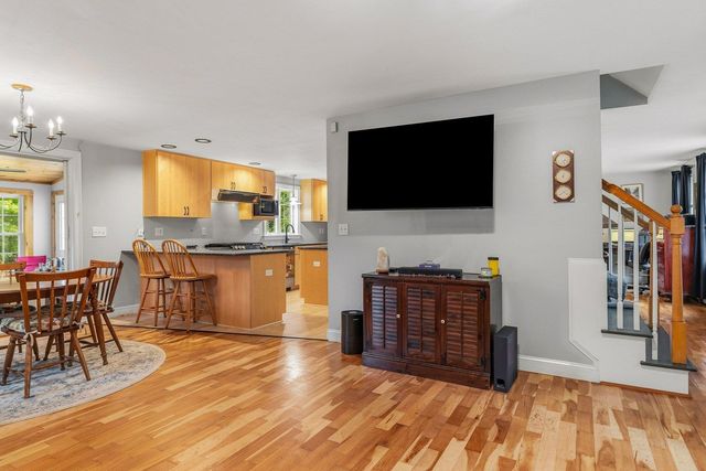 14 Viola Circle, Seabrook, NH 03874