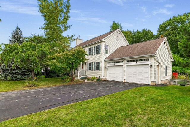 14 Viola Circle, Seabrook, NH 03874