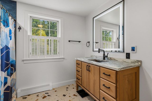 14 Viola Circle, Seabrook, NH 03874