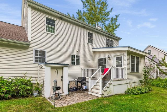 14 Viola Circle, Seabrook, NH 03874