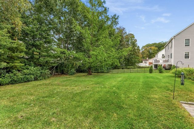 14 Viola Circle, Seabrook, NH 03874
