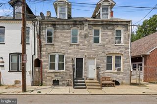 538 LOCUST ST, Lancaster, PA 17602