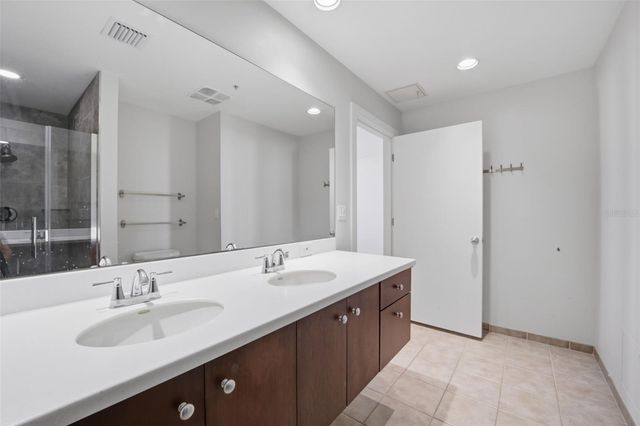 1208 E KENNEDY BOULEVARD 1121, Tampa, FL 33602