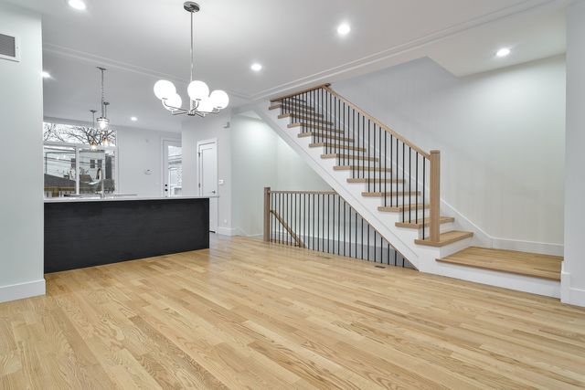 1521 N Lawndale Avenue, Chicago, IL 60651