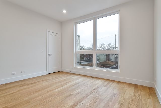 1521 N Lawndale Avenue, Chicago, IL 60651