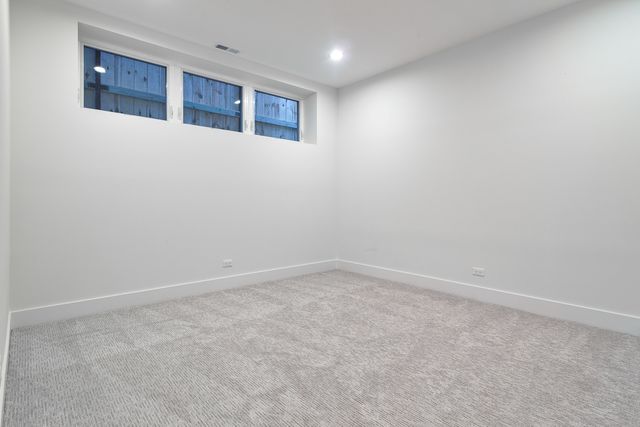 1521 N Lawndale Avenue, Chicago, IL 60651