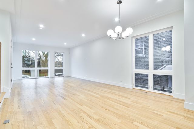 1521 N Lawndale Avenue, Chicago, IL 60651