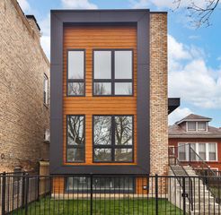 1521 N Lawndale Avenue, Chicago, IL 60651