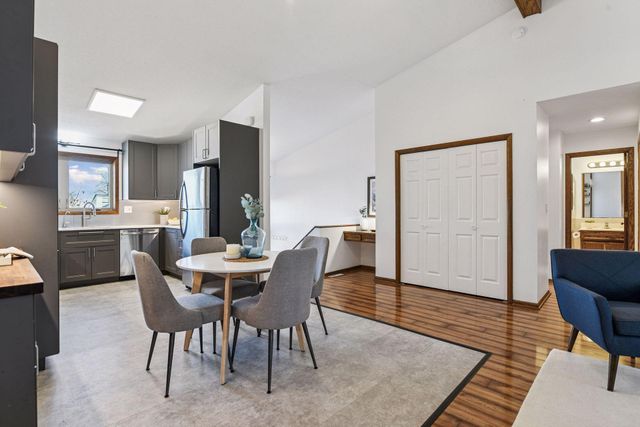 110312 Center Green Circle, Chaska, MN 55318