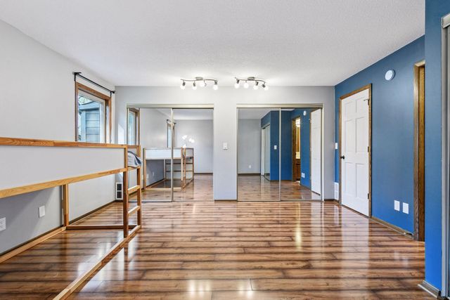 110312 Center Green Circle, Chaska, MN 55318