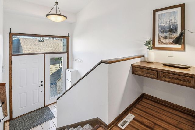 110312 Center Green Circle, Chaska, MN 55318