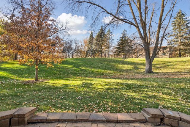 110312 Center Green Circle, Chaska, MN 55318