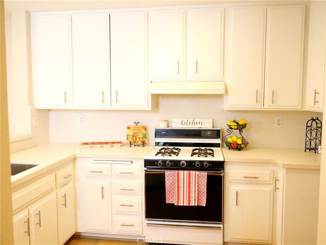 1121 San Marino Court 101, Corona, CA 92881