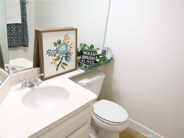 1121 San Marino Court 101, Corona, CA 92881