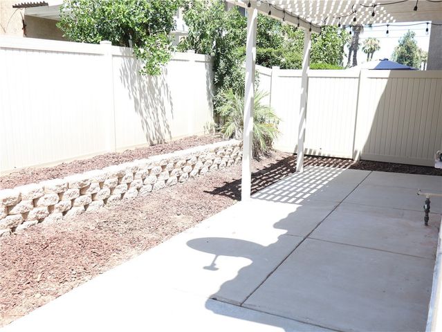 1121 San Marino Court 101, Corona, CA 92881