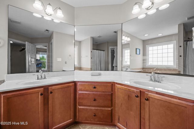 254 Silver Hills Drive, Jacksonville, NC 28546