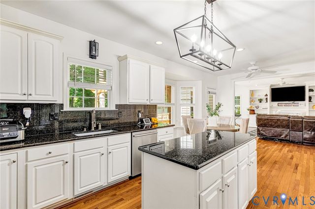 7900 Hampton Glen Ter, Chesterfield, VA 23832