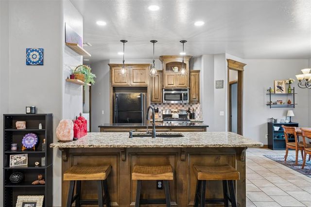 1314 Ladera Circle, Moore, OK 73160