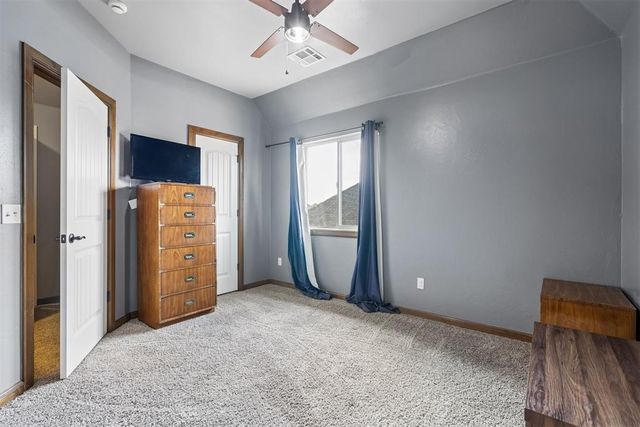 1314 Ladera Circle, Moore, OK 73160