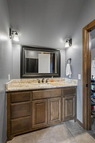 1314 Ladera Circle, Moore, OK 73160