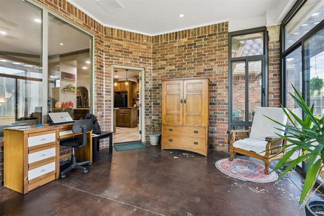 1314 Ladera Circle, Moore, OK 73160