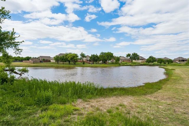 1314 Ladera Circle, Moore, OK 73160