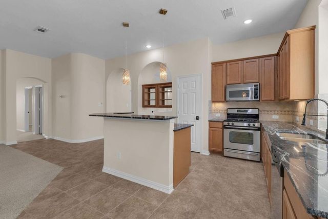 215 Briar Trace Lane, Richmond, TX 77406