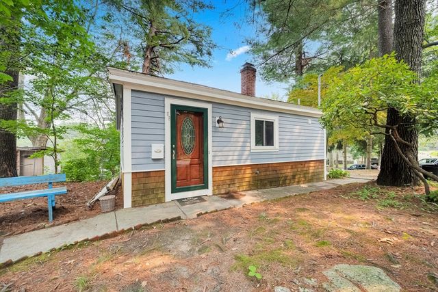 68 Lake Avenue, Leicester, MA 01524