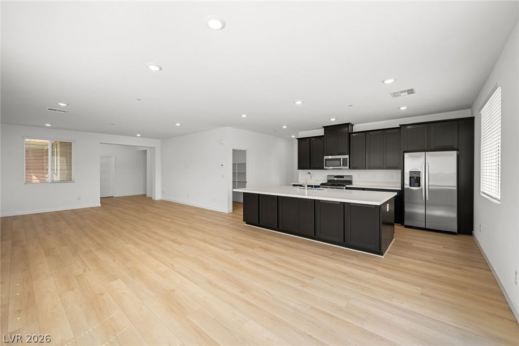 1670 Capri Falls Court, Henderson, NV 89011 — photo 5